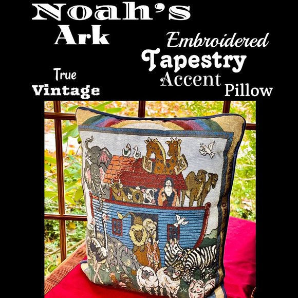 ▪️VTG▪️Noah's Ark Embroidered Tapestry Accent Pillow - Picture 1 of 7